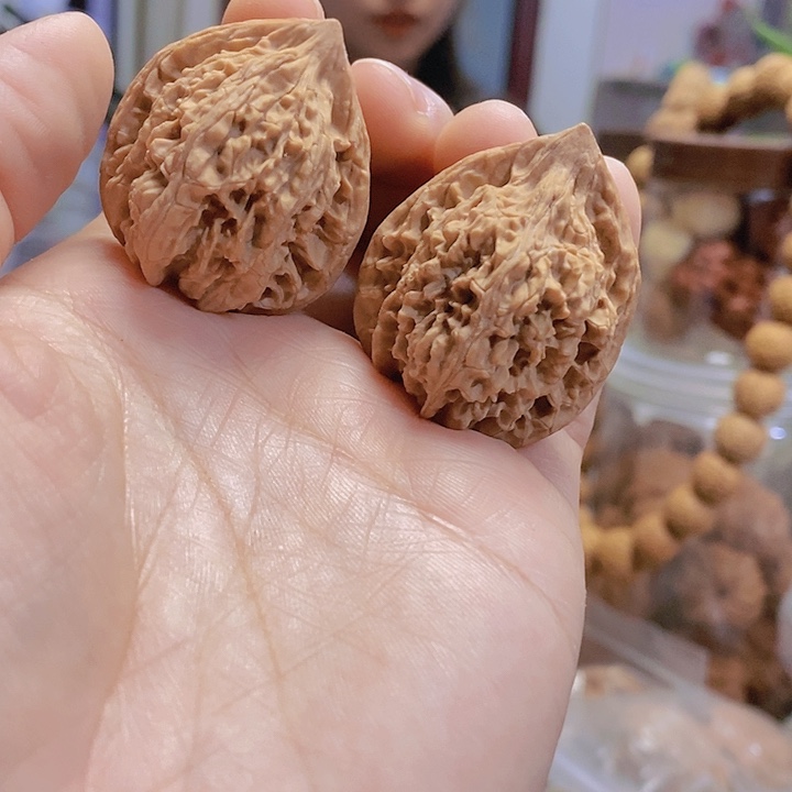 【闪购商品】文玩核桃把件32.5文海