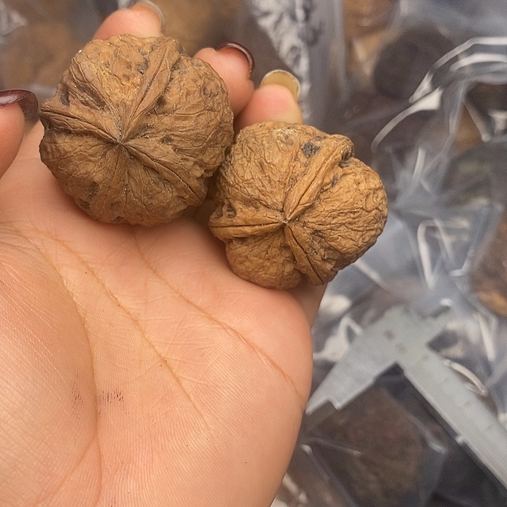 文玩核桃吊坠55号39mm