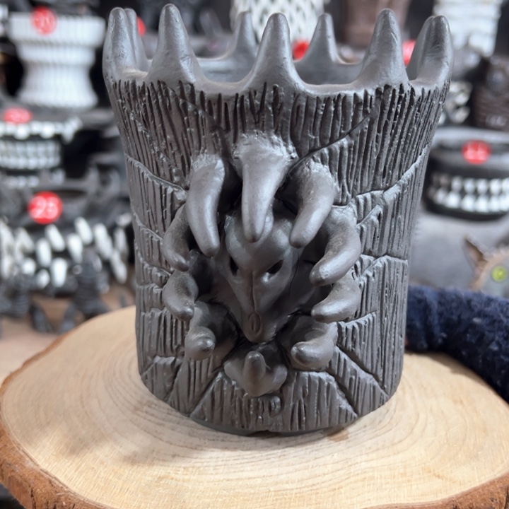 紫砂花盆微小手工制作痕迹，内口9.3外高13.3