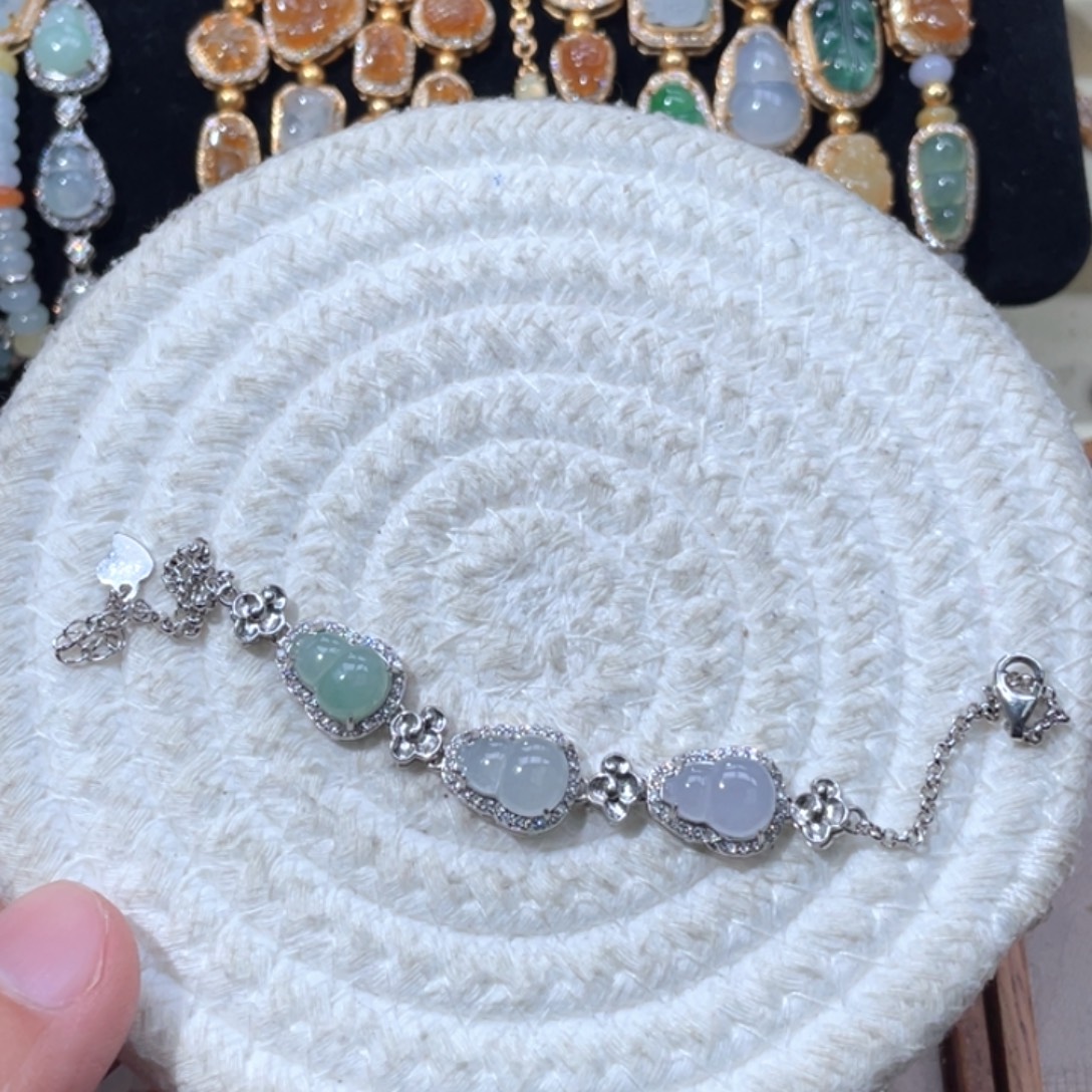 翡翠银S925镶嵌颈饰