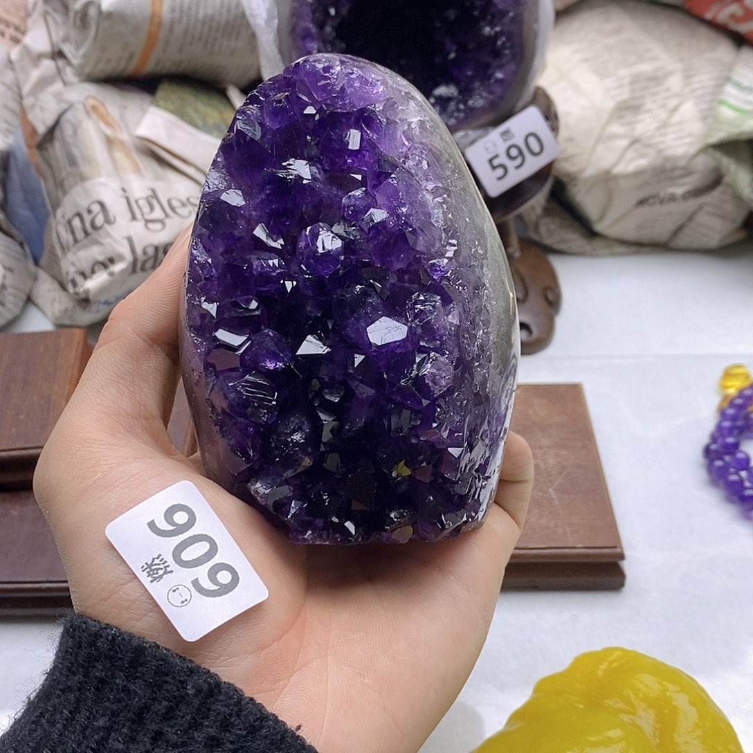 紫晶大型摆件（非配饰）未镶嵌