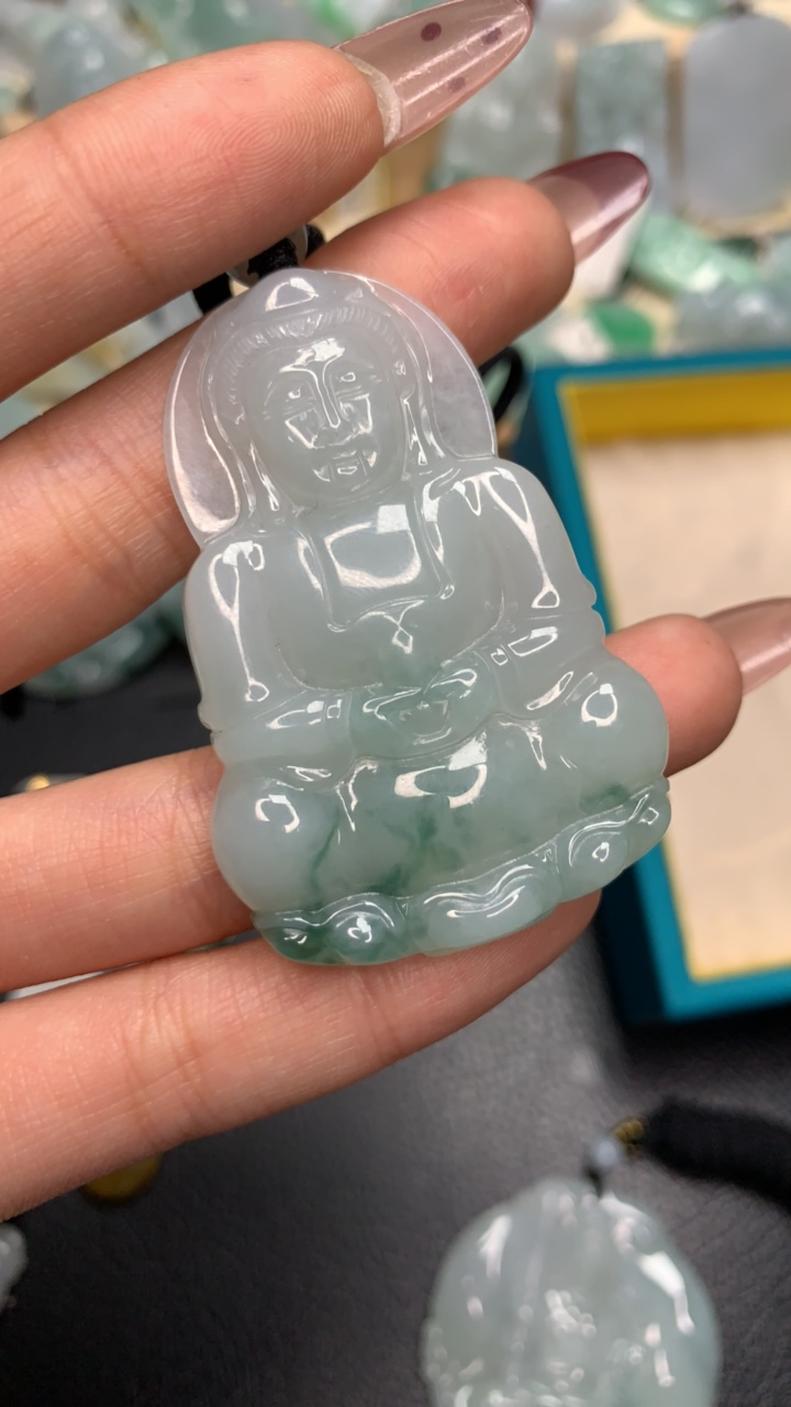 天然翡翠玉观音吊坠