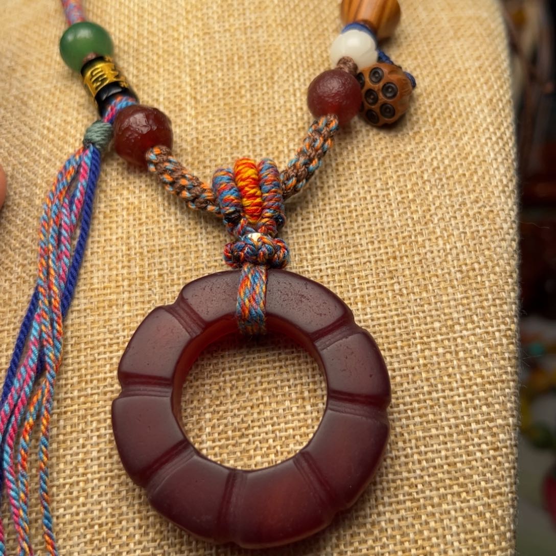 玛瑙/玉髓颈饰未镶嵌