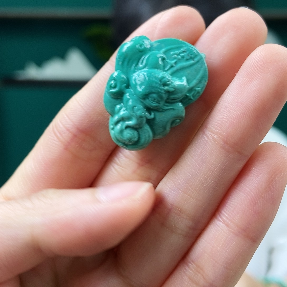 未镶嵌绿松石珠宝奇石