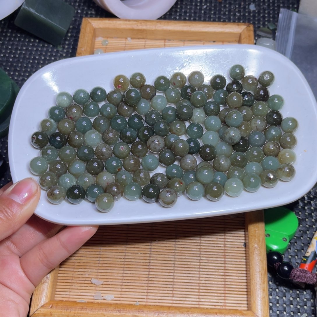 未镶嵌和田玉车挂