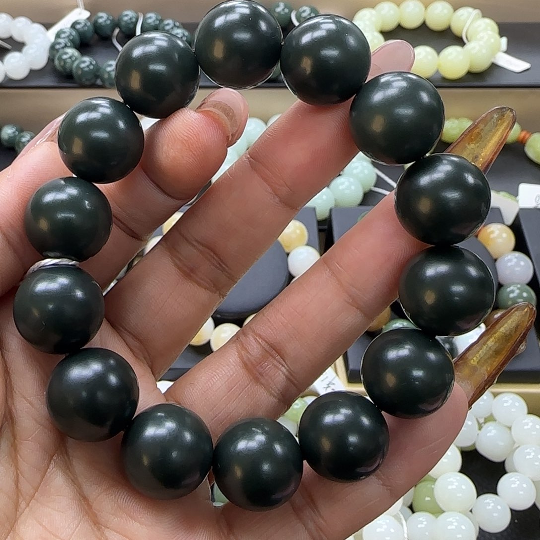 手链未镶嵌和田玉