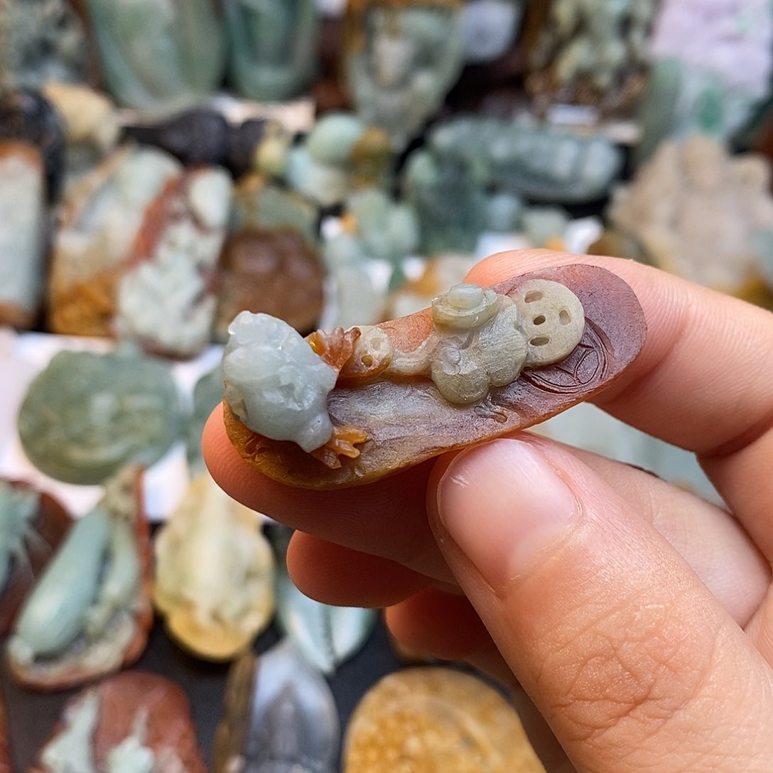 定制翡翠未镶嵌特色10