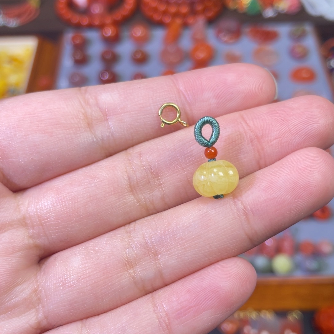 阿***蕾蜜蜡未镶嵌裸石南瓜珠