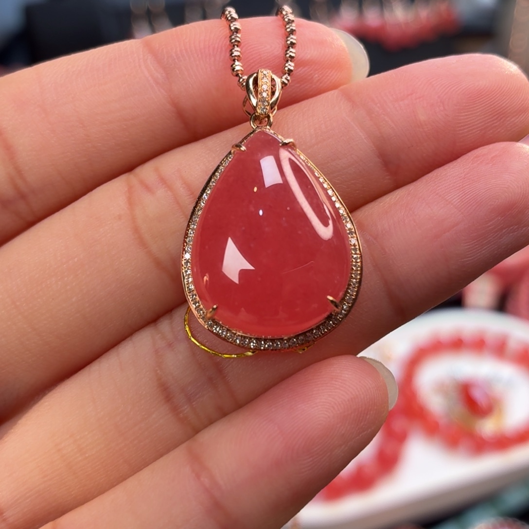 菱锰矿（红纹石）18K金镶嵌吊坠(不含链)