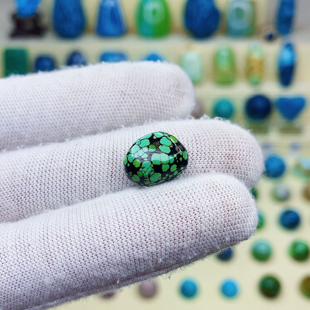 绿松石绿松石未镶嵌