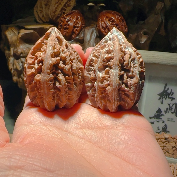 文玩核桃吊坠米子71