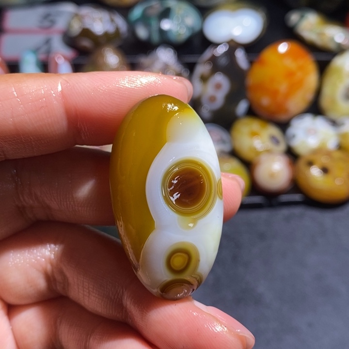 玛瑙/玉髓未镶嵌吊坠(不含链)135