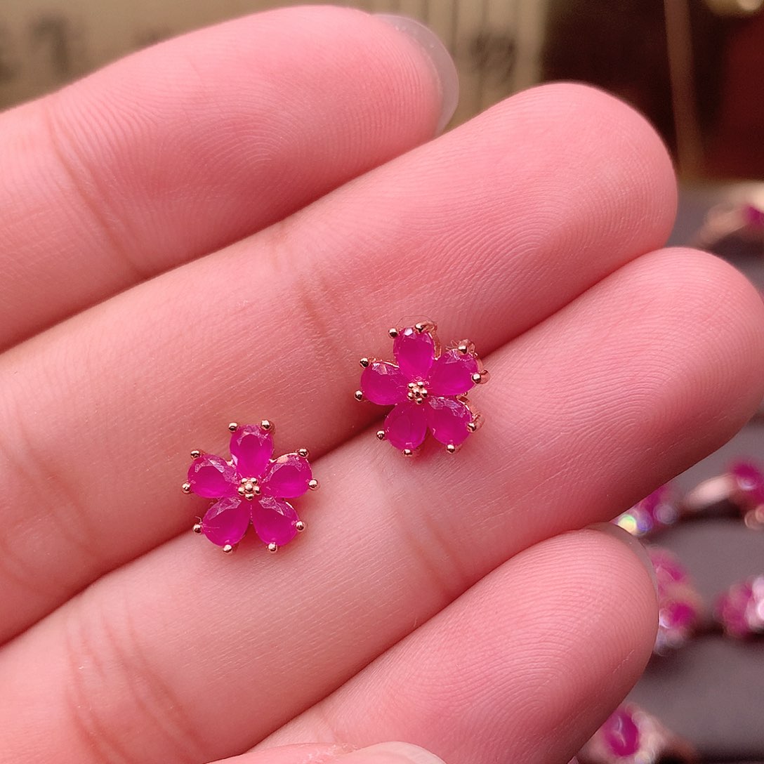 红宝石耳饰银S925镶嵌