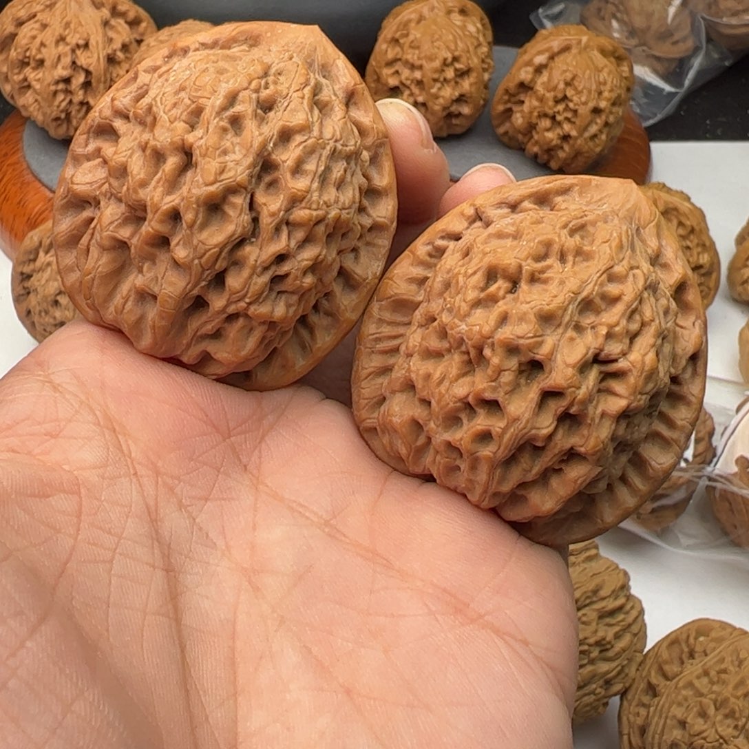 文玩核桃吊坠金公子43