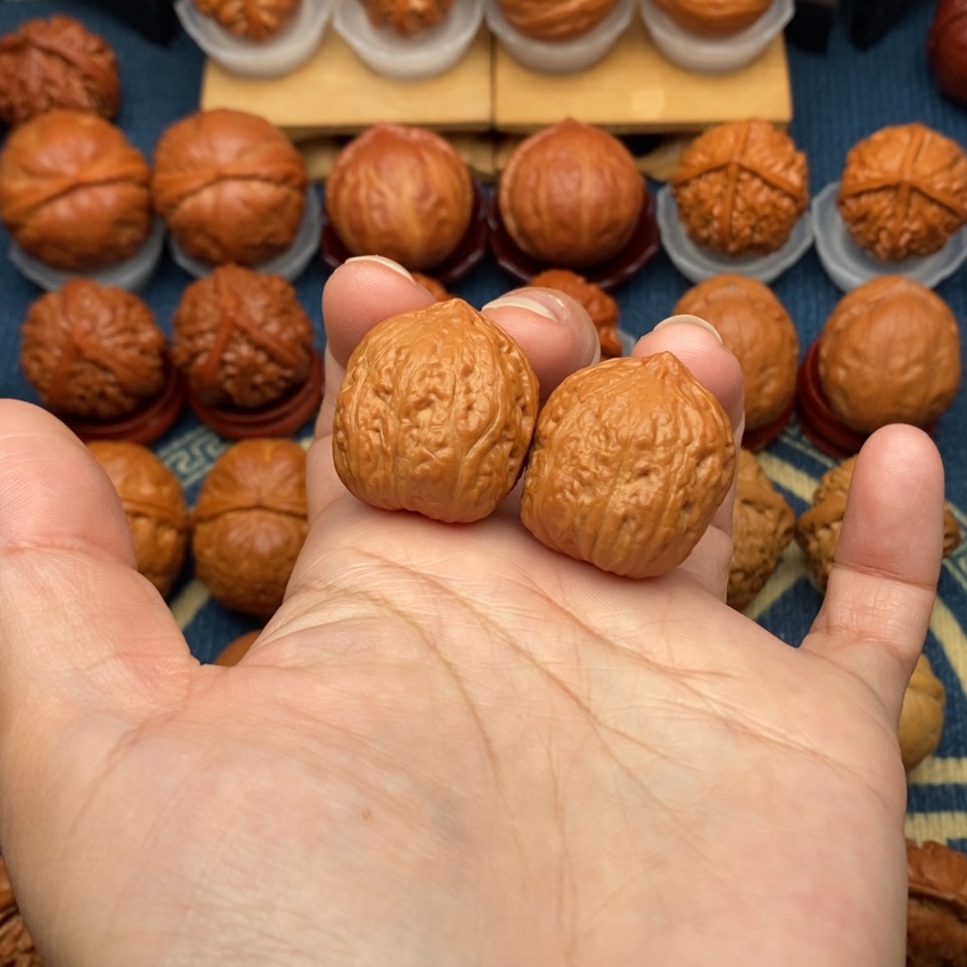 文玩核桃把件小蛙