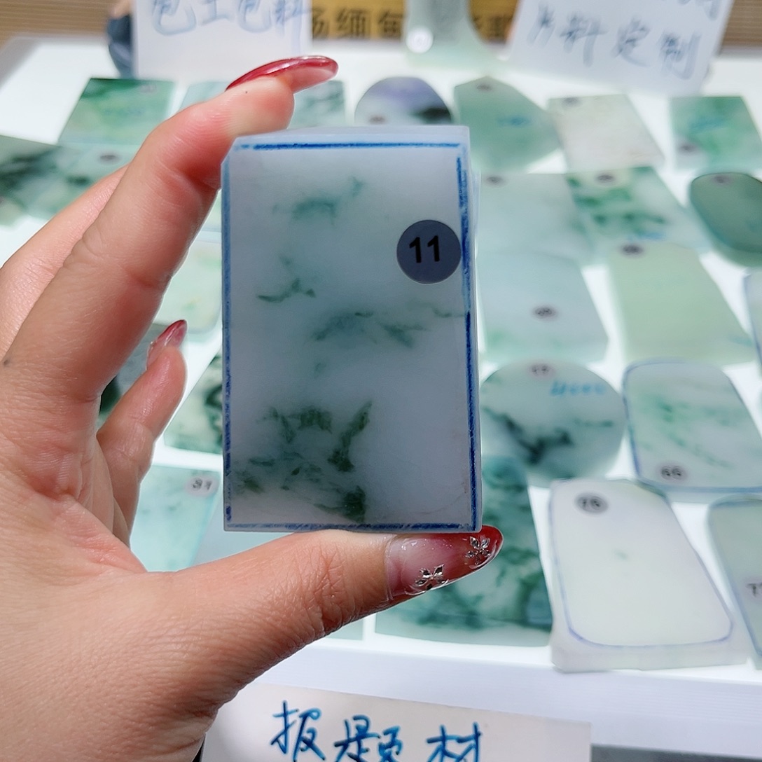 定制翡翠未镶嵌勇**惧翡翠