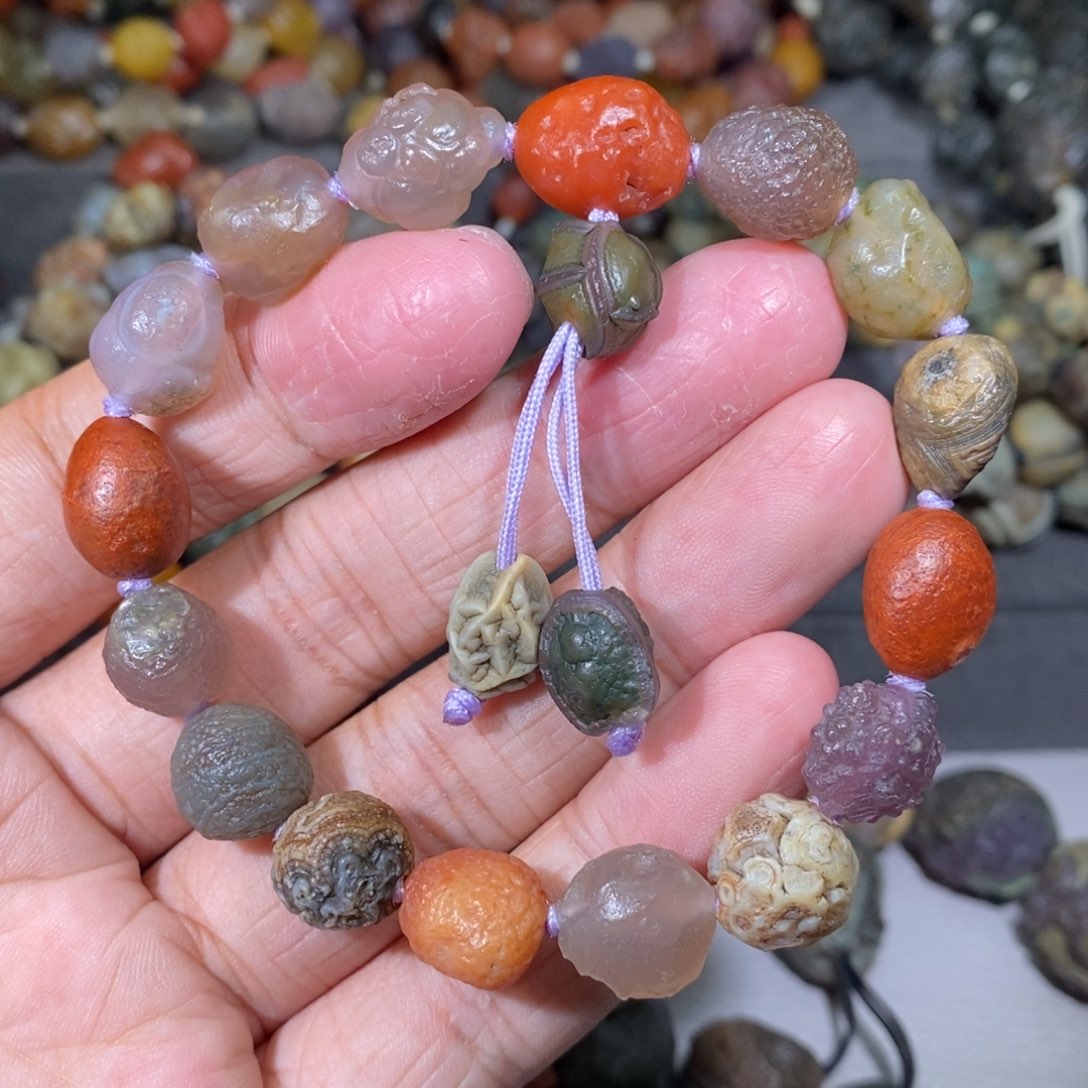 未镶嵌玛瑙/玉髓珠宝奇石