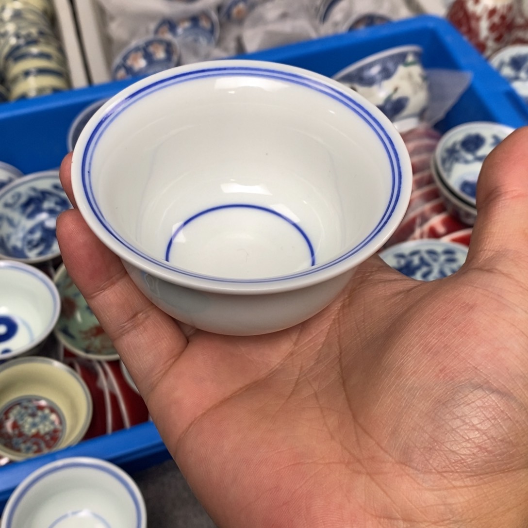 景德镇当代工艺品120毫升大的