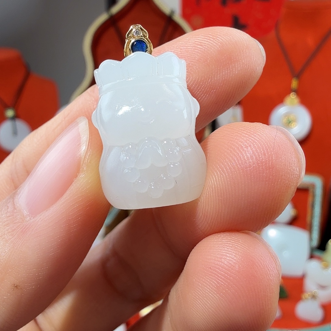 和田玉18K金镶嵌颈饰