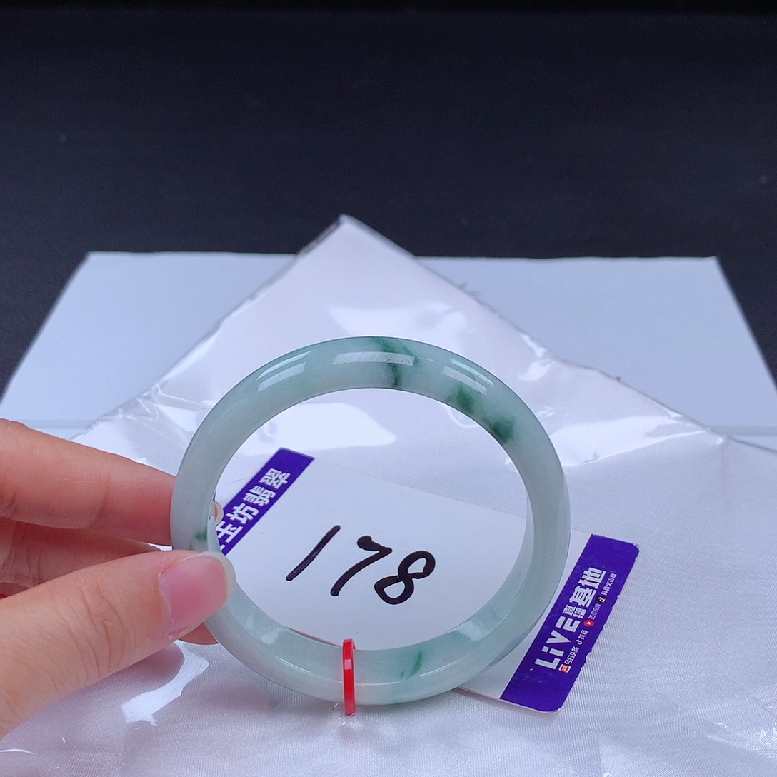 翡翠手镯未镶嵌手镯100061