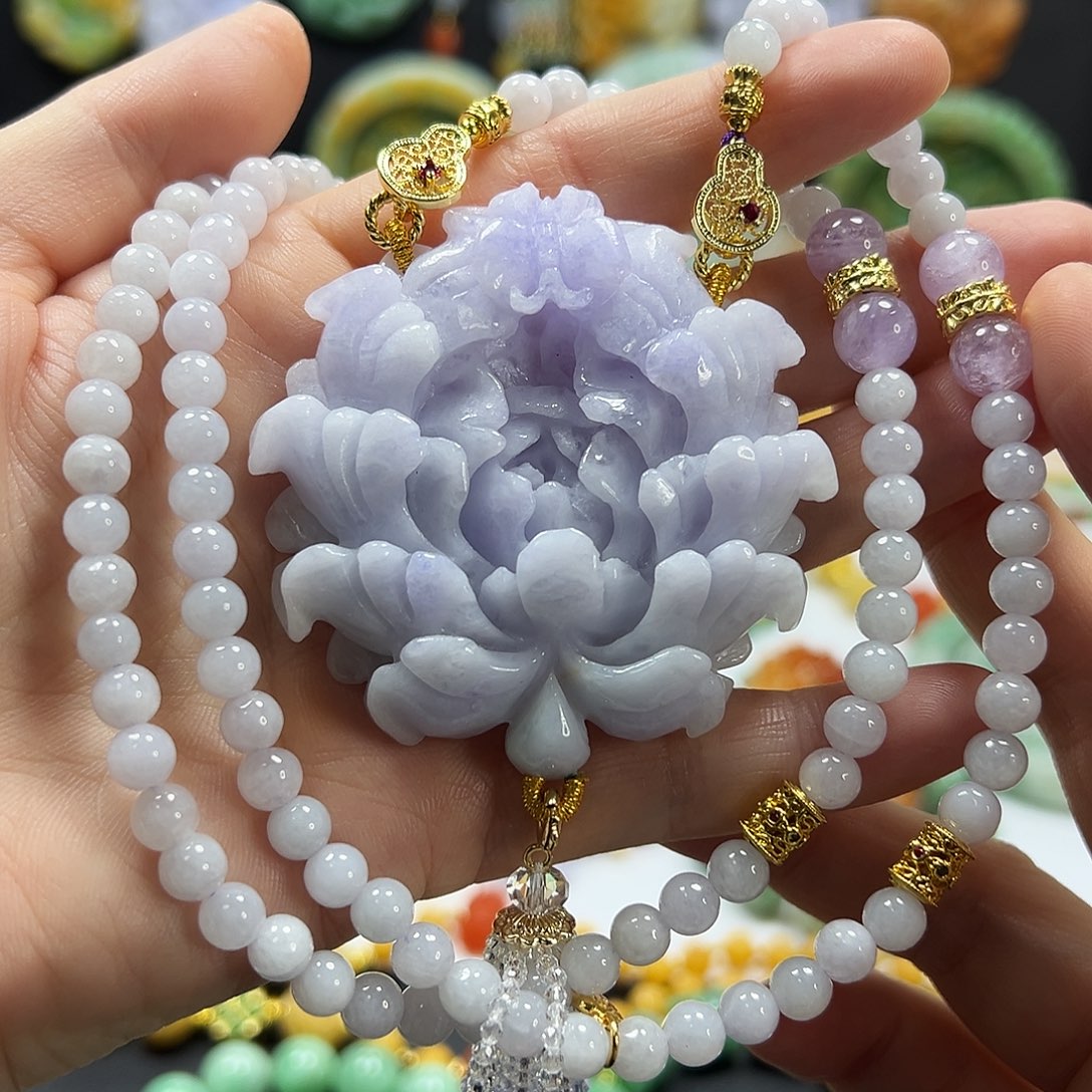 翡翠未镶嵌颈饰吊坠