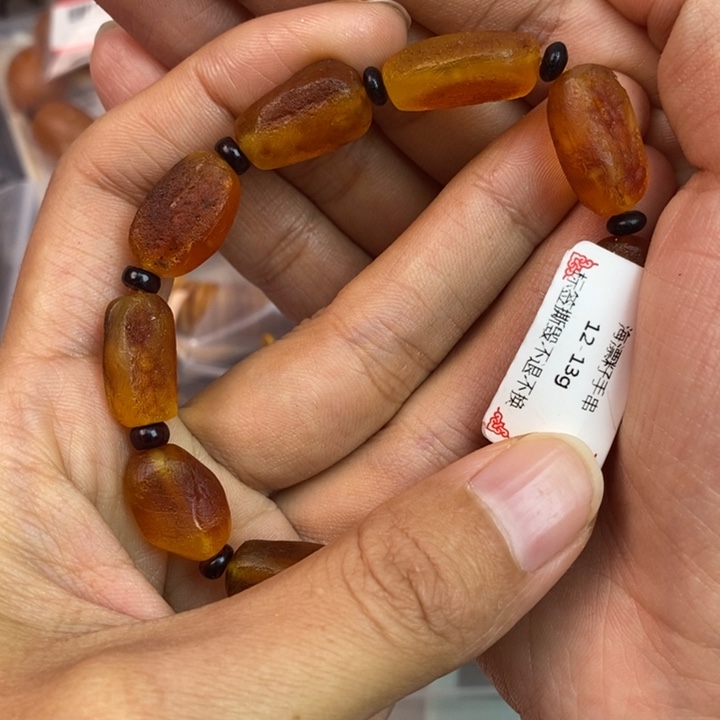 琥珀未镶嵌珠宝奇石