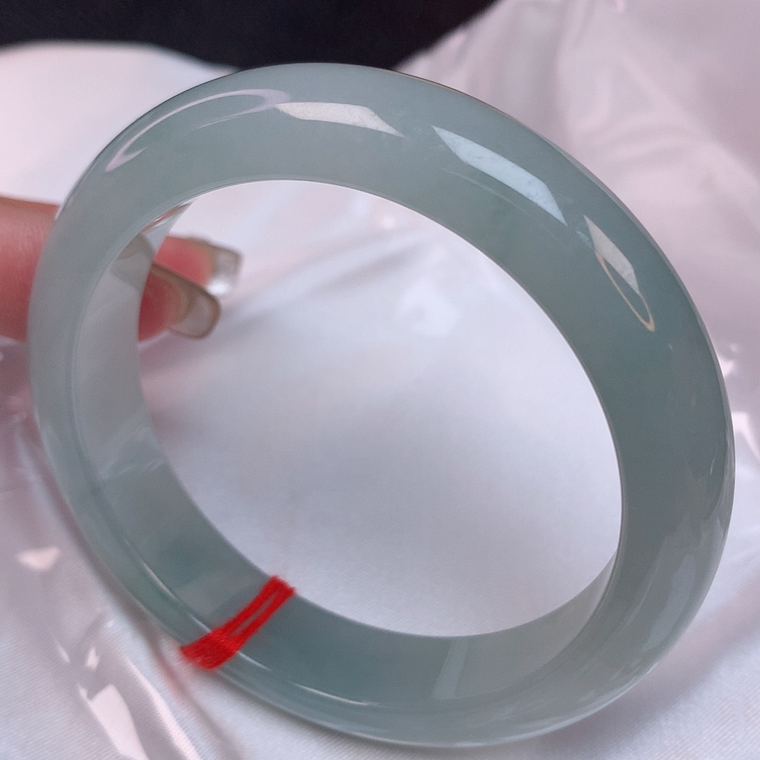 翡翠手镯未镶嵌57 翡翠手镯