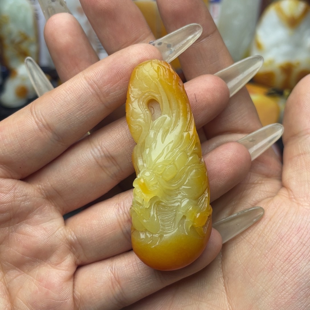 和田玉颈饰未镶嵌西**杰