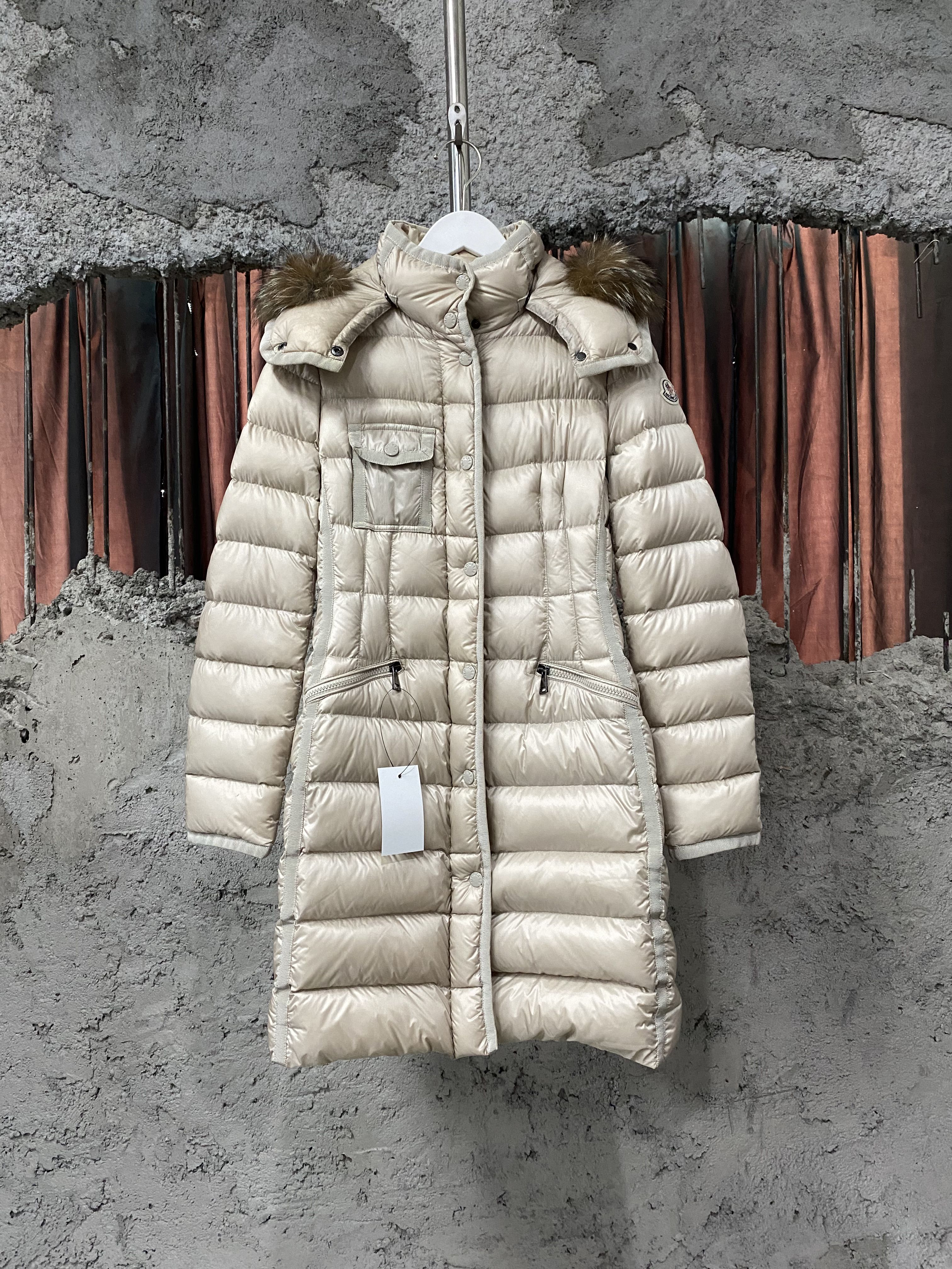 95新 MONCLER 长款羽绒服/0码 时尚潮流休闲百搭冬季外套