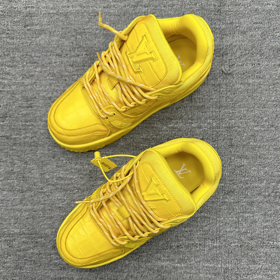 99新 LouisVuitton/路易威登 40 lv trainer黄鳄鱼皮胖丁板鞋99新