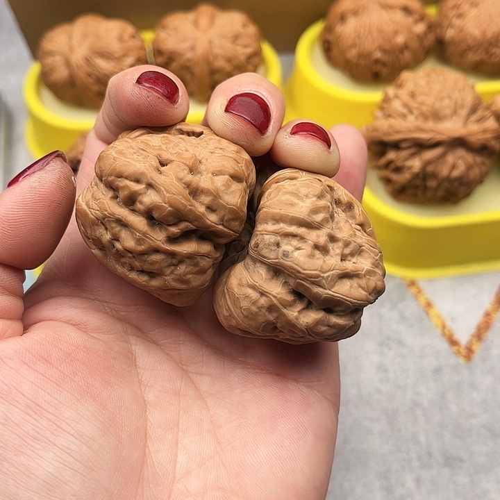 文玩核桃把件蛙39修有黑