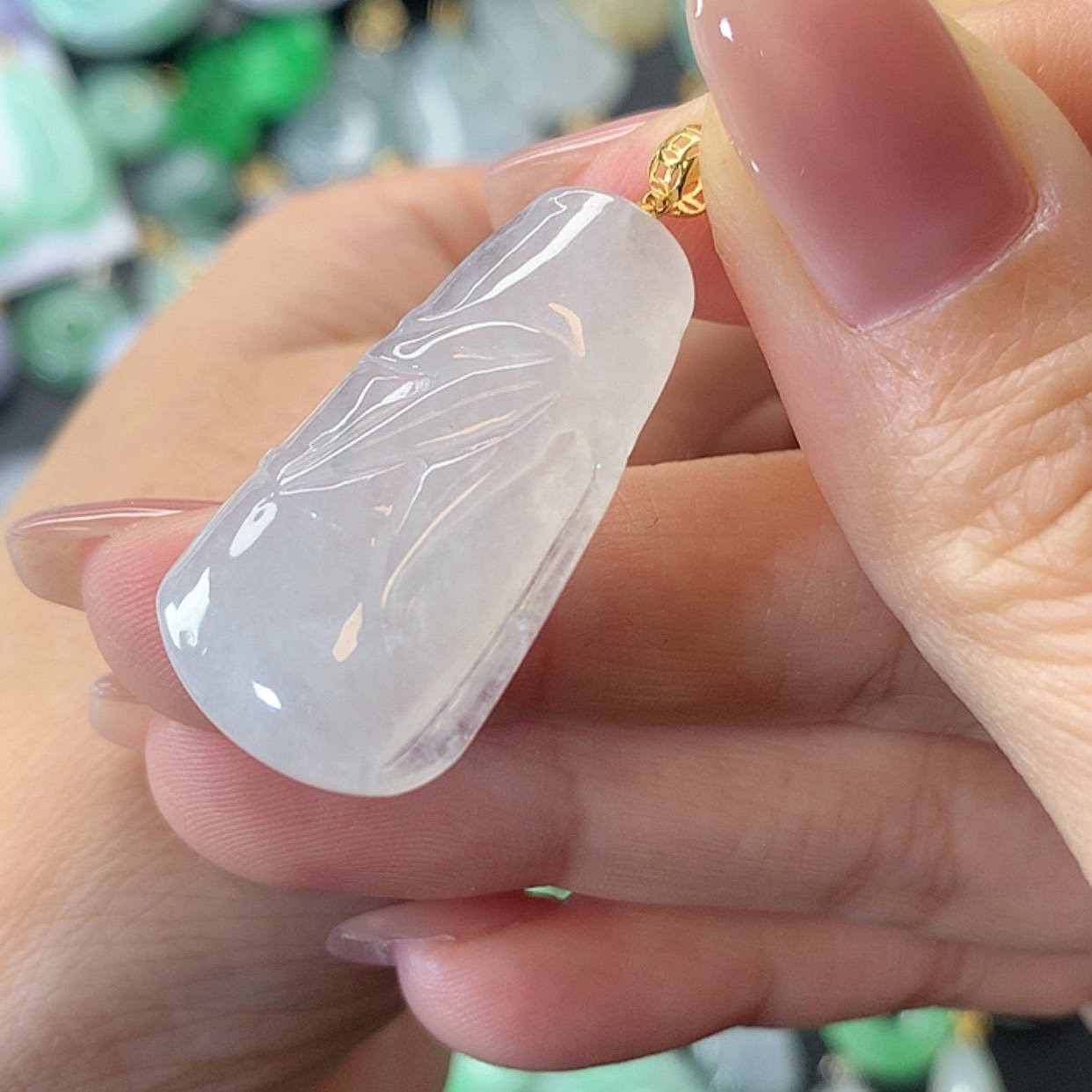 【闪购商品】翡翠吊坠(赠链)18K金镶嵌