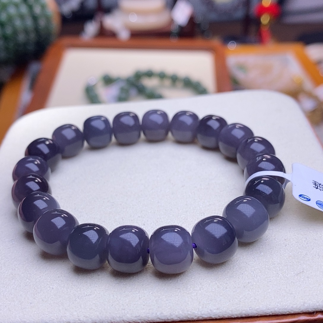 和田玉未镶嵌浓烟紫手串10M m老型珠