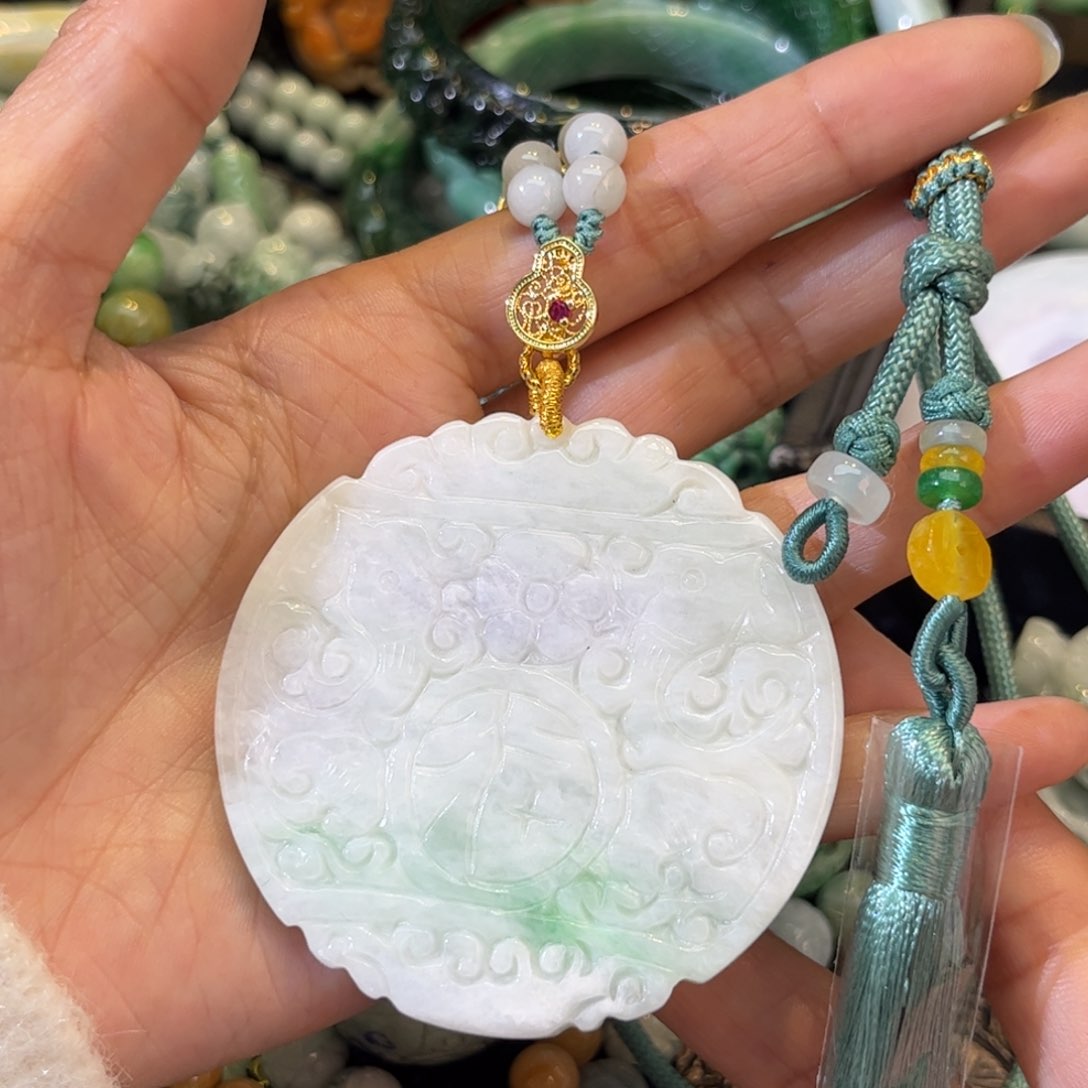 翡翠颈饰未镶嵌待编款