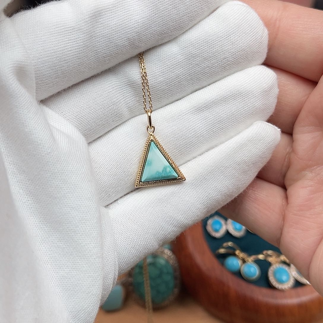 绿松石珠宝奇石未镶嵌