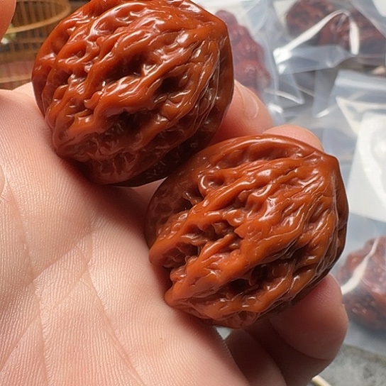 文玩核桃吊坠虎头047