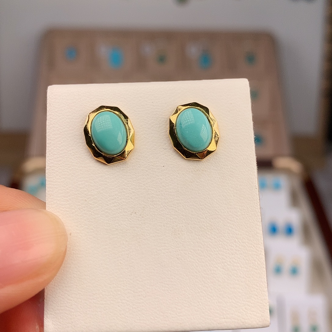 绿松石未镶嵌耳饰