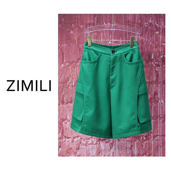 【亮哥女装】2025欧版祖母绿工装风时尚A字高克重阔腿短裤9106-H2