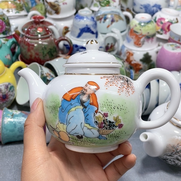 景德镇陶瓷艺术品