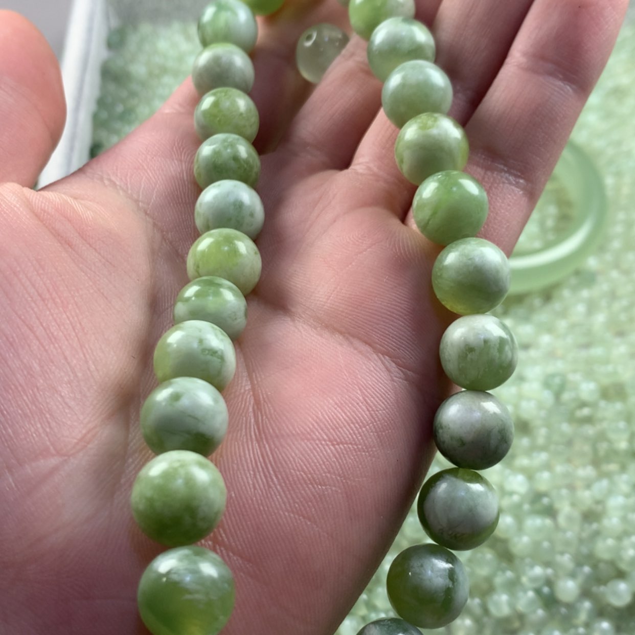 【闪购商品】蛇纹石玉岫玉未镶嵌皂**女