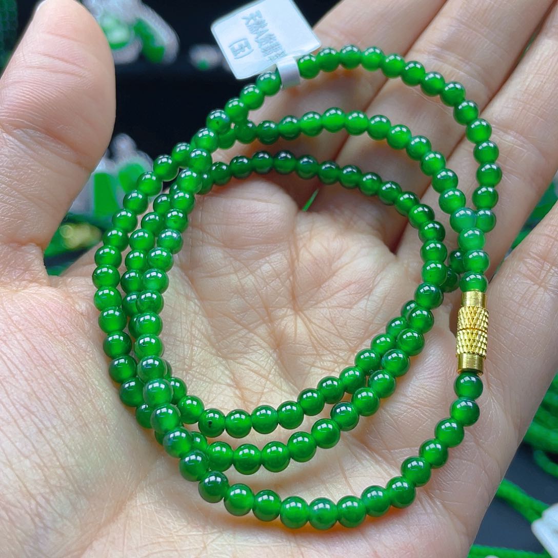 翡翠颈饰未镶嵌天然A货翡翠辣绿4