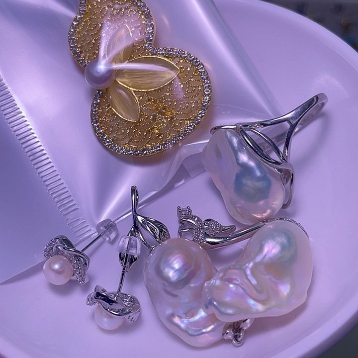 淡水珍珠颈饰合金95