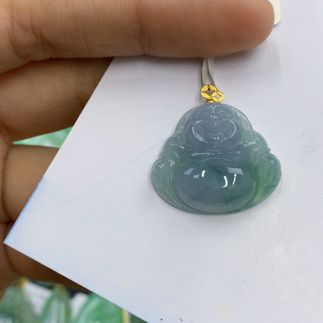 翡翠18K金镶嵌颈饰翡翠