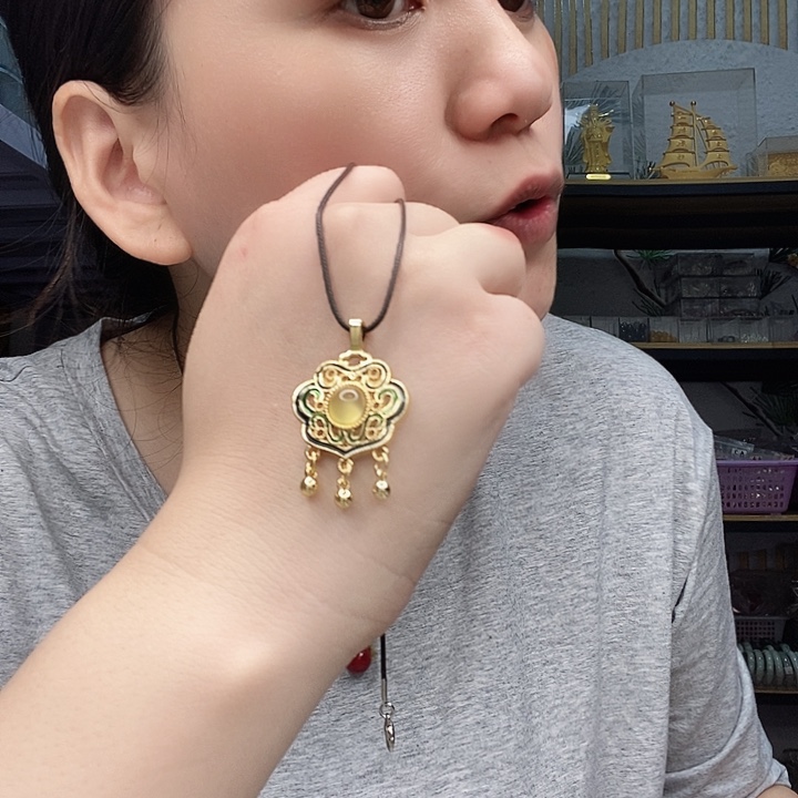 玛瑙/玉髓颈饰合金