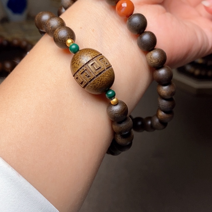 沉香手串越南芽庄紫棋楠0.8➕红土沉香木雕设计配饰