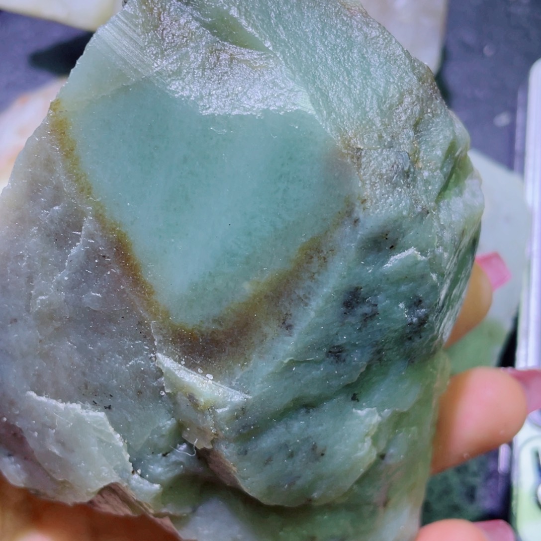 和田玉未镶嵌珠宝半成品