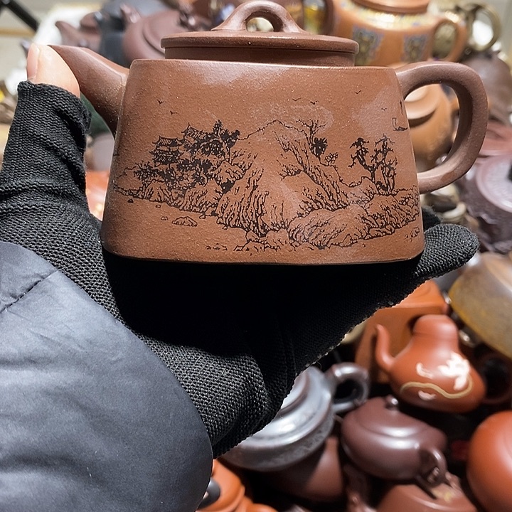 紫砂茶壶微瑕微笑