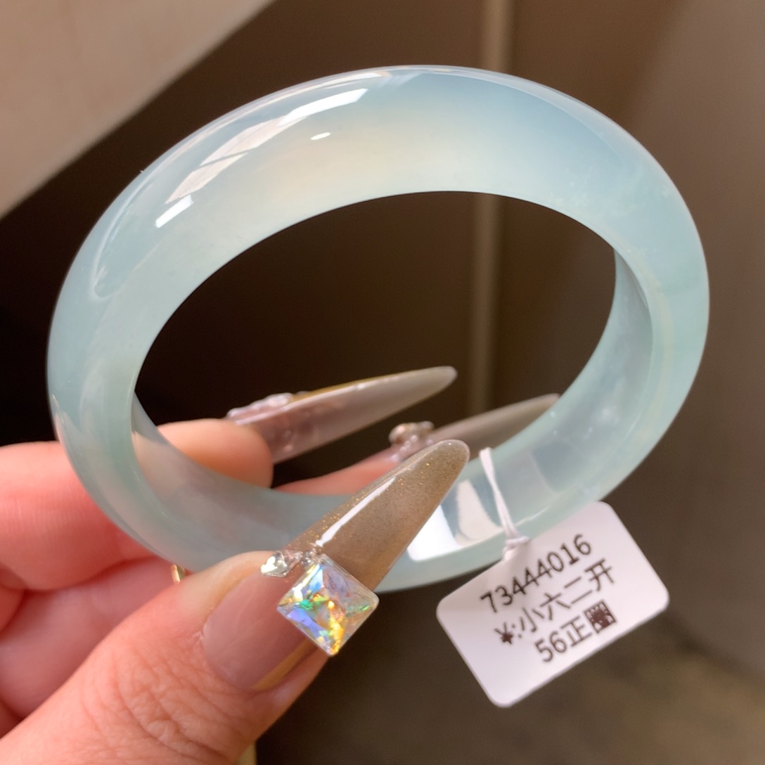 翡翠手镯未镶嵌高冰冰蓝正圈手镯（小六二开现询）