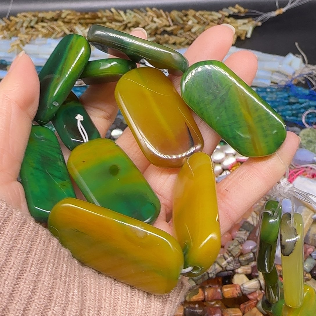 玛瑙/玉髓合金珠宝半成品黄绿玛瑙牌子一条19-39mm
