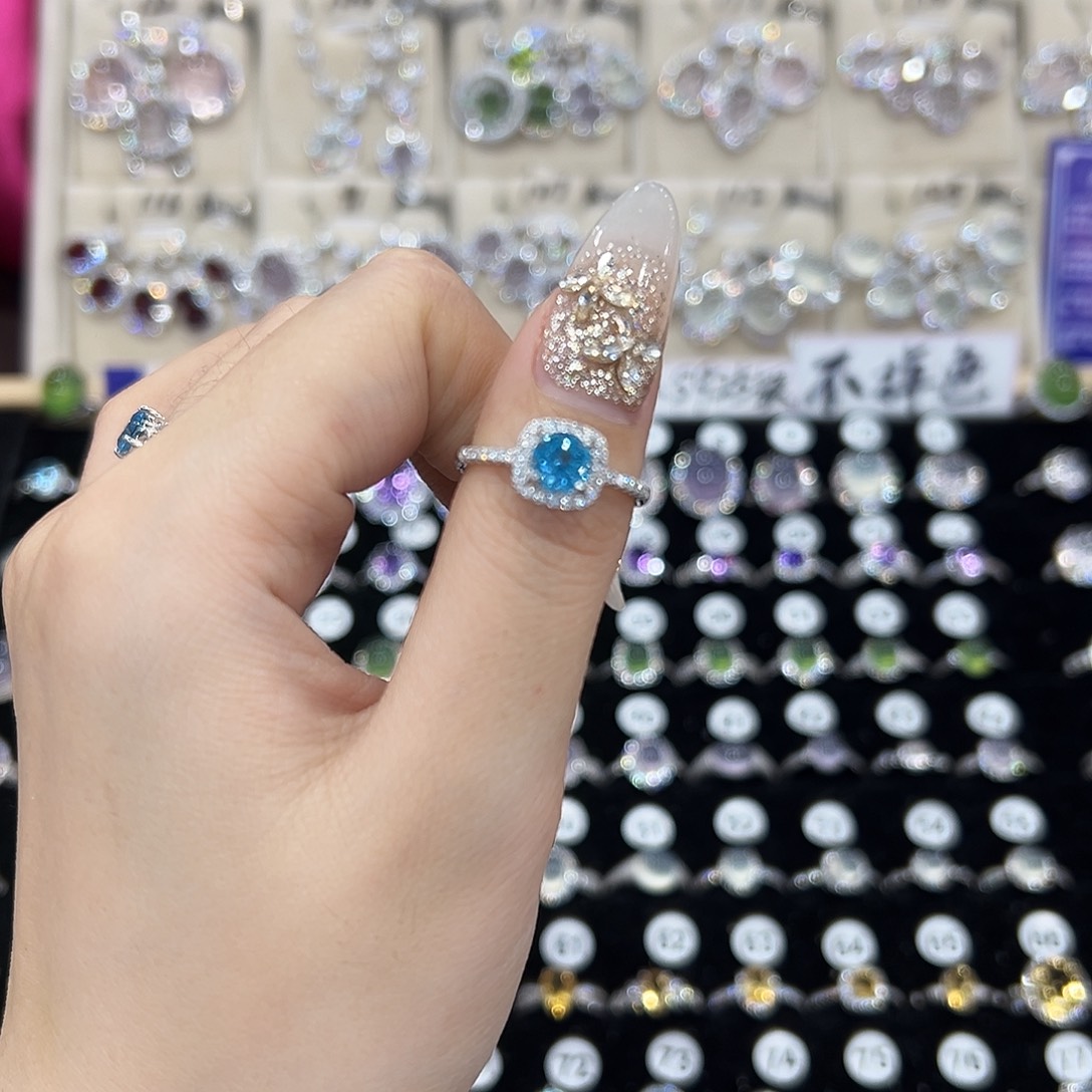 易***落托帕石银S925镶嵌戒指